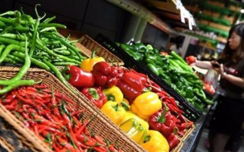 苏宁小店北京供应平价菜 缓解蔬菜“水涨价高”