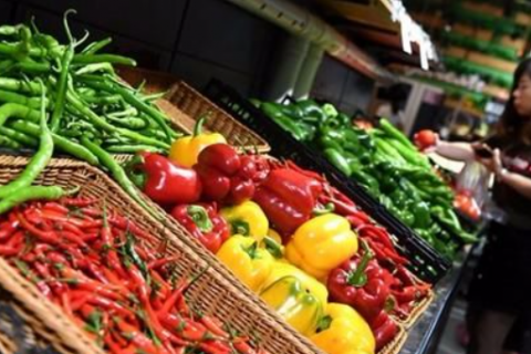 苏宁小店北京供应平价菜 缓解蔬菜“水涨价高”