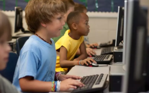 未成年保护工作初成体系：腾讯一系列动作能否根治“沉迷游戏”？