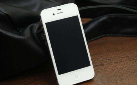 iPhone十年历程，“果粉养成”让价格不重要？