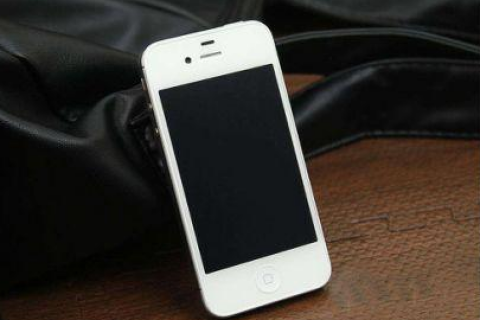 iPhone十年历程，“果粉养成”让价格不重要？