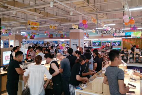 苏宁大润发门店突破400家，中秋手机销售增长215%