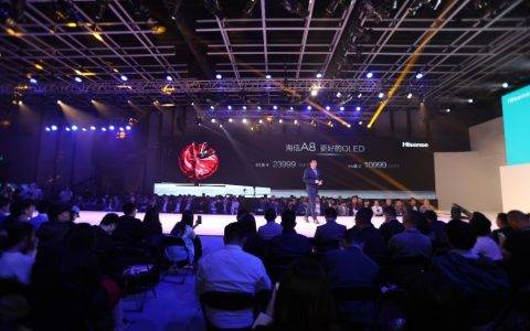 多年深耕终爆发，海信A8为什么被称为更好的OLED电视？