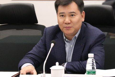 张近东：要在顺境中看到危机，更要能在逆境中看到机遇