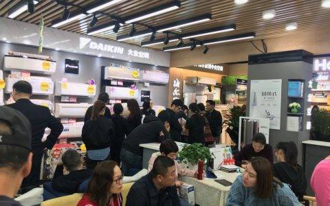 3000人地面部队下沉 苏宁以旧换新南京爆发