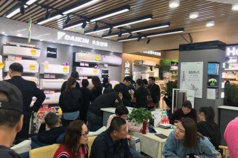 3000人地面部队下沉 苏宁以旧换新南京爆发