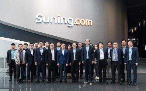 复星到访苏宁总部，试以低温有机鲜奶引领消费升级