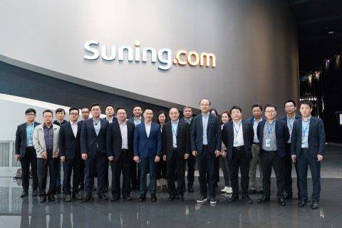 复星到访苏宁总部，试以低温有机鲜奶引领消费升级