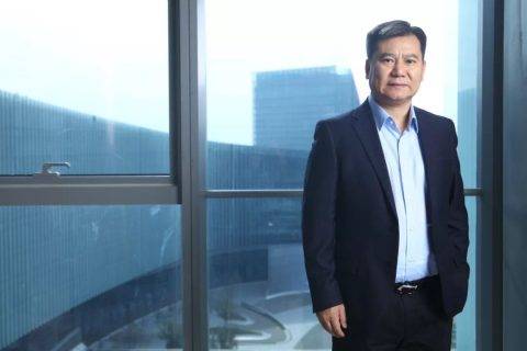 缔造苏宁零售巨头，张近东说他只做到了这一点