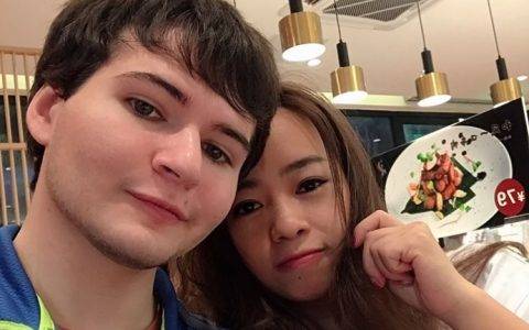 学英语学成恋人 6000多快手老铁凌晨见证中美情侣奔现