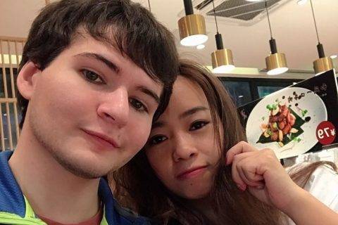 学英语学成恋人 6000多快手老铁凌晨见证中美情侣奔现