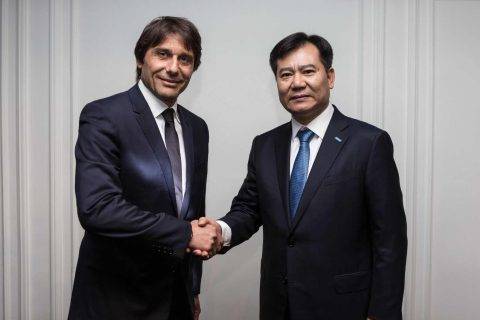“打造王者之师，再现豪门辉煌” 苏宁董事长张近东与国米主帅孔蒂共期未来