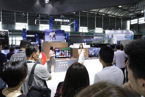 不出家门就欢聚，海信社交电视S7亮相CESA