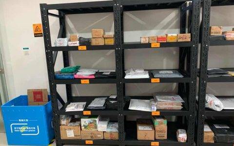 上海一苏宁小店 一天帮忙回收近300个快递盒