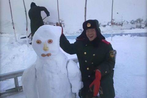 当818遇到八一 致敬换下军装的苏宁“战士”