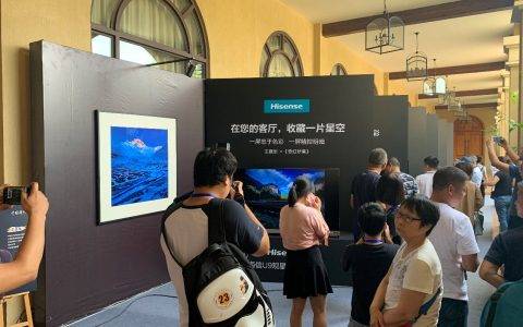 画质赛过专业显示器，海信叠屏电视成摄影家新宠