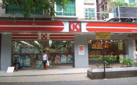 收购利亚华南旗下OK便利店所有门店，苏宁小店全国布局再提速