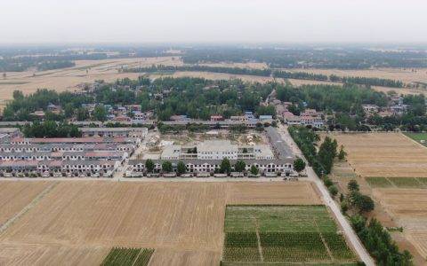 快手村 | 300农民放下锄头拿起画笔开直播：有人年入百万 有人养活全家