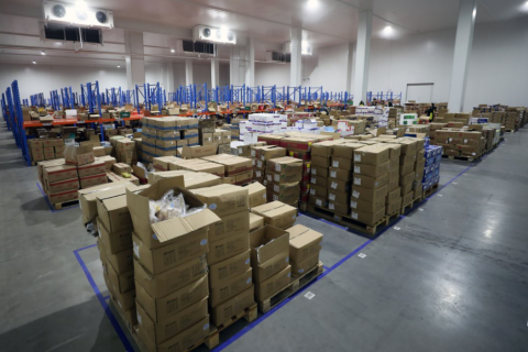 818探秘苏宁冷链仓，气温-18℃，汗水瞬间冻住