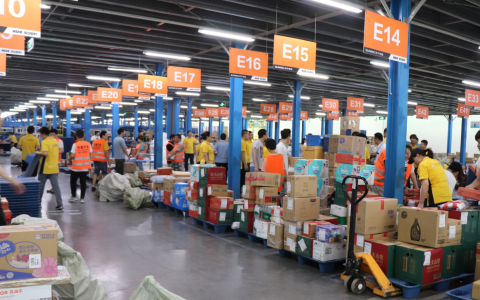 818苏宁物流：连夜发货，清晨就用新空调