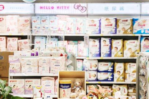 王晰“爸”气来锡 与粉丝相约苏宁红孩子3.0门店