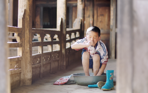 苏宁易购PLAZA、苏宁公益“旧鞋博物馆”把公益做到家