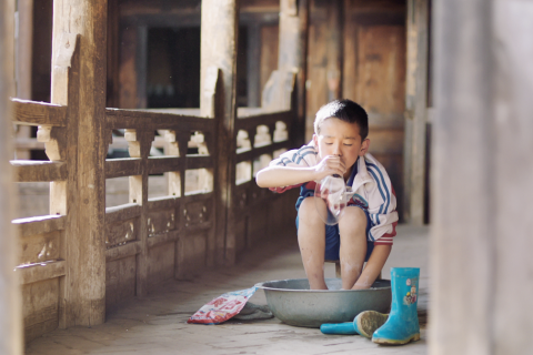 苏宁易购PLAZA、苏宁公益“旧鞋博物馆”把公益做到家