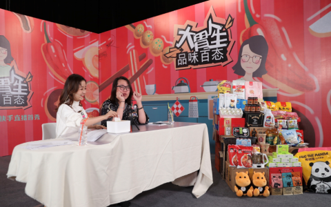 “大胃王浪胃仙”快手直播卖货首秀销售额超1000万 美食达人商业变现新标杆