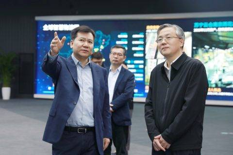 南宁市市长周红波一行赴苏宁考察交流 点赞苏宁科技突破能力