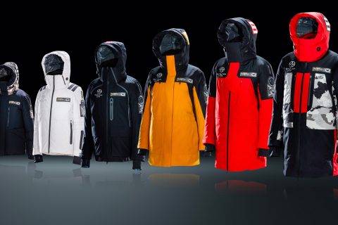 全球顶配羽绒服，43年专业力作，波司登登峰系列发布