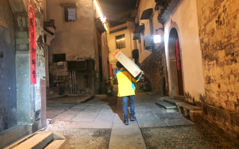 苏宁物流火箭哥：双十一送货不走回头路