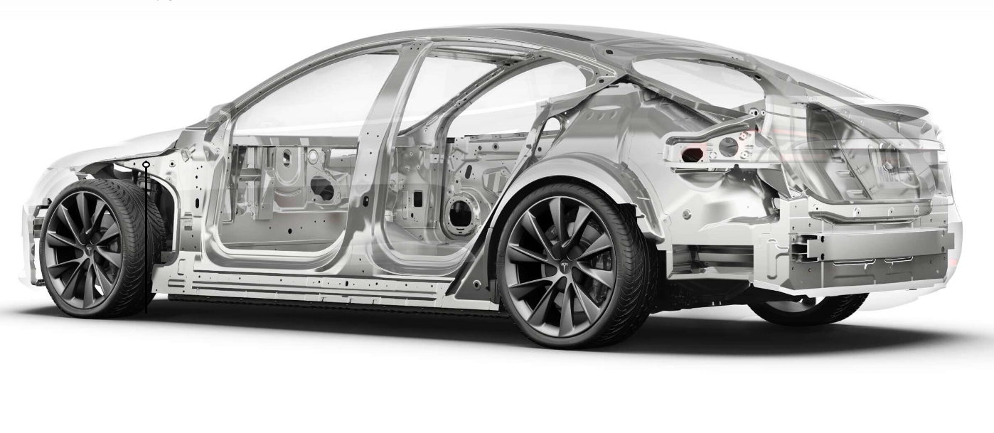 特斯拉Model S被18轮重卡撞烂 乘客在车辆保护下幸存