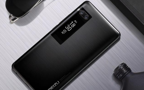 春游必备：小米摄影手机、senselead全家桶、良品铺子鸡肉肠