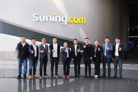 苏泊尔来访苏宁总部，主厨机小C苏宁双线首发蓄力