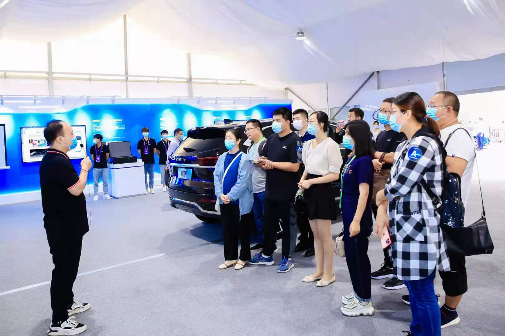 科技长城 智享出行 长城汽车携五大品牌亮相2021数博会