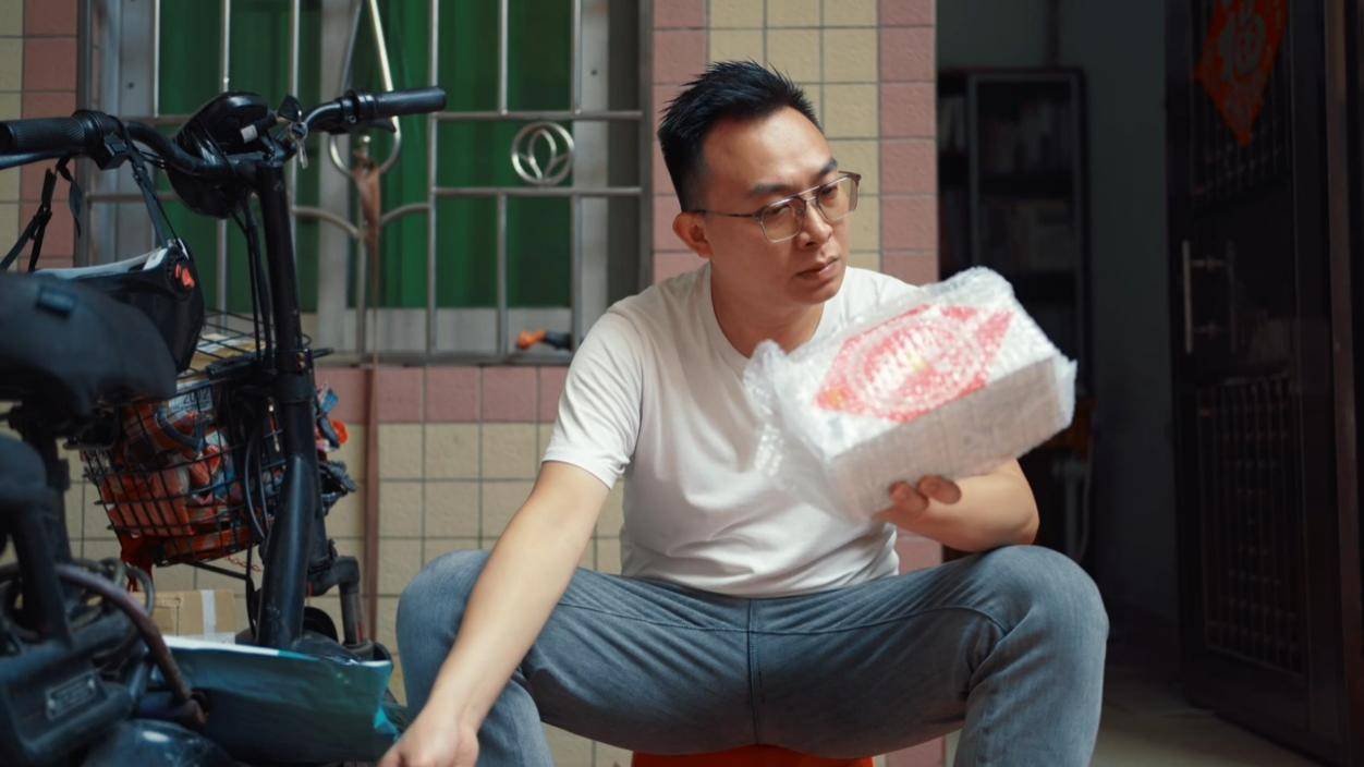 在拼多多，9亿种活法