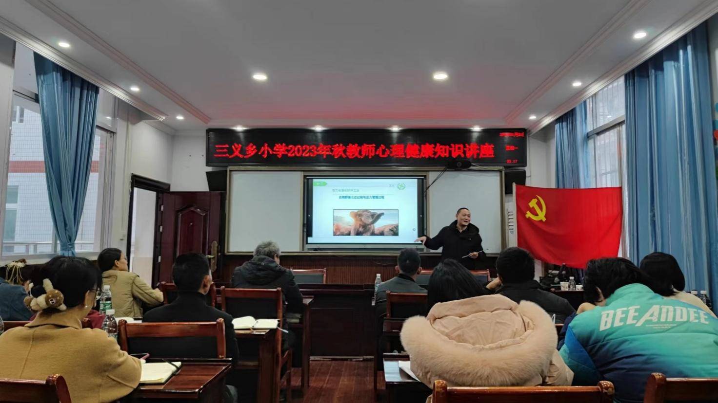 在拼多多，9亿种活法