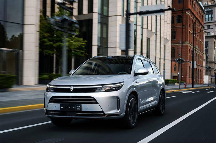 赛力斯2023年年报业绩预告：新能源汽车业务进展持续向好