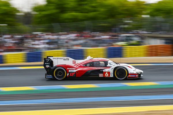 美孚1号助力保时捷潘世奇6号赛车以恒久动力荣获全场亚军