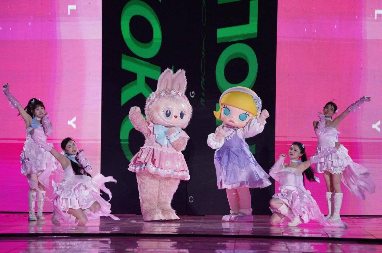 泡泡玛特发布2025半年报 营收138.8亿元超2024全年