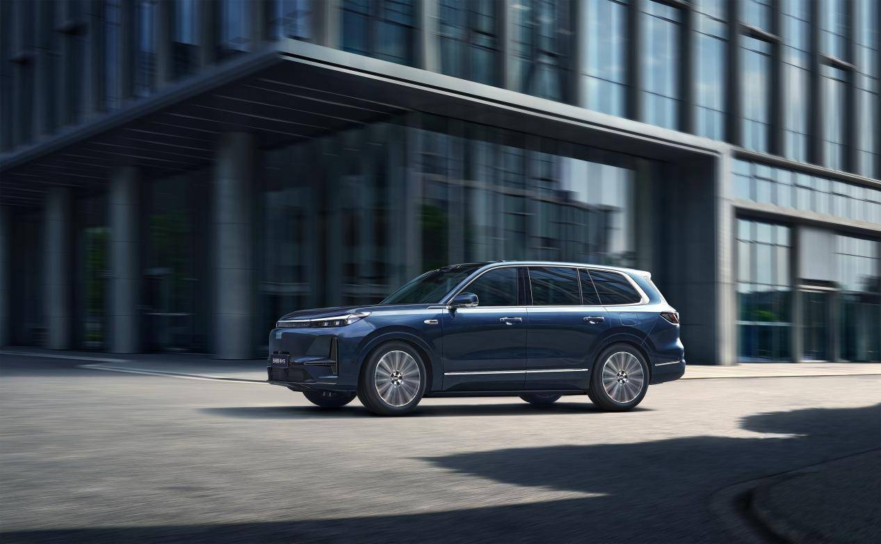 左80度路跑蓝车 rgb