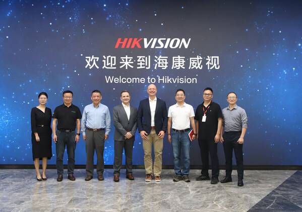 DEKRA德凯首席执行官Stan Zurkiewicz拜访海康威视，共商场景数字化创新发展