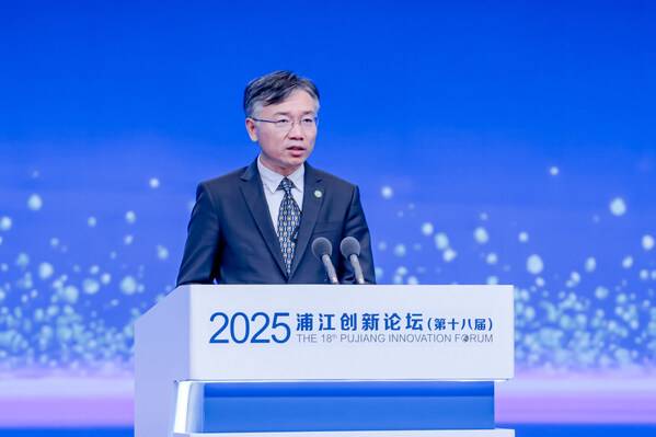 骆大进在启动仪式上致辞