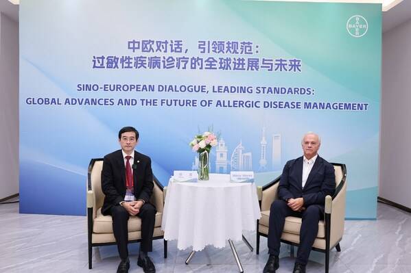 世界过敏组织（WAO）现任主席Mário Morais-Almeida教授和中华医学会变态反应学分会主任委员、南京医科大学第一附属医院、江苏省人民医院变态反应（过敏）科主任程雷教授接受媒体采访
