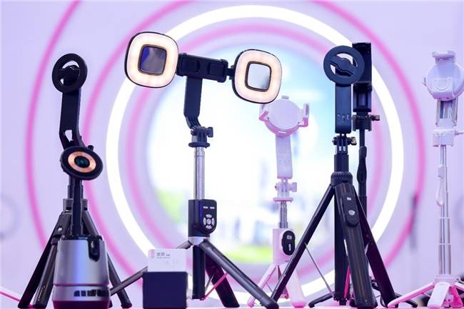 2025100915264329.010