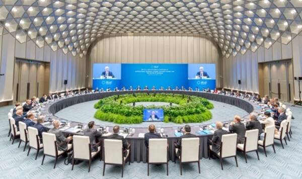 罗氏集团董事会主席施万：推动上海开放创新生态建设，共绘美好未来