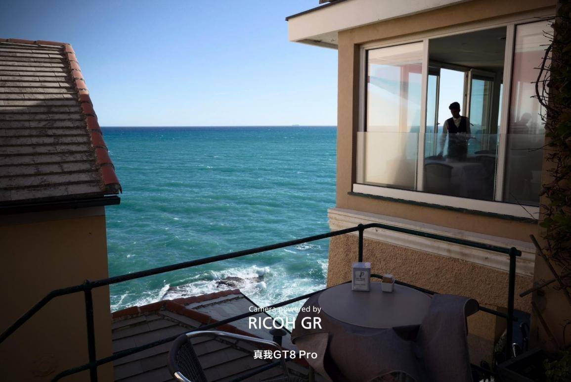 真我GT8系列正式发布，全系搭载理光GR影像系统