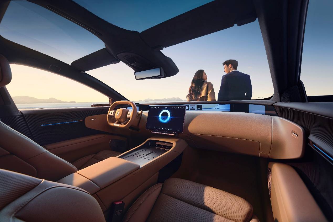 华为乾崑与未来美学融合，阿维塔12四激光版打造“智美新豪华”标杆