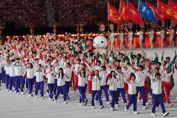 第十五届全国运动会东道主 粤港澳三支代表团共同亮相