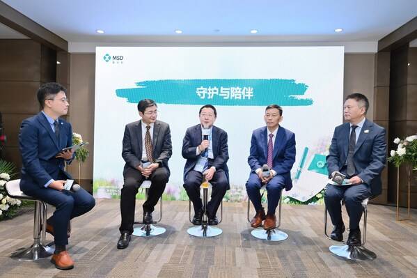致未来的自己 -- "肺癌关注月"主题活动落地春城，书写肺癌关爱新篇章